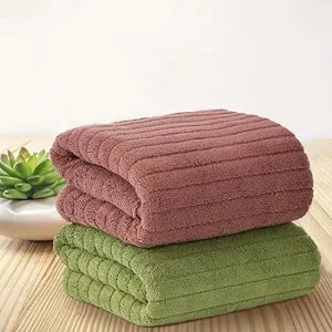 Microfiber Large Bath Towel | Quick Dry Super Absorbent - Bath Towel for Men and Women | Coral & Green Stripe | Towel for Bath, Travel, Gym, Beach, Pool, and Yoga (70 X 140 CMs)