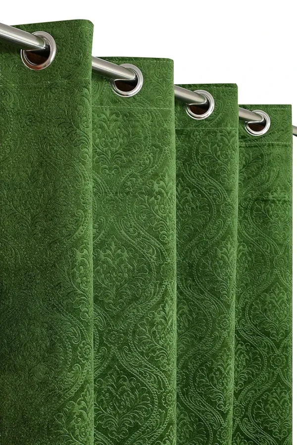 2 piece Velvet Emboss Damas Room
